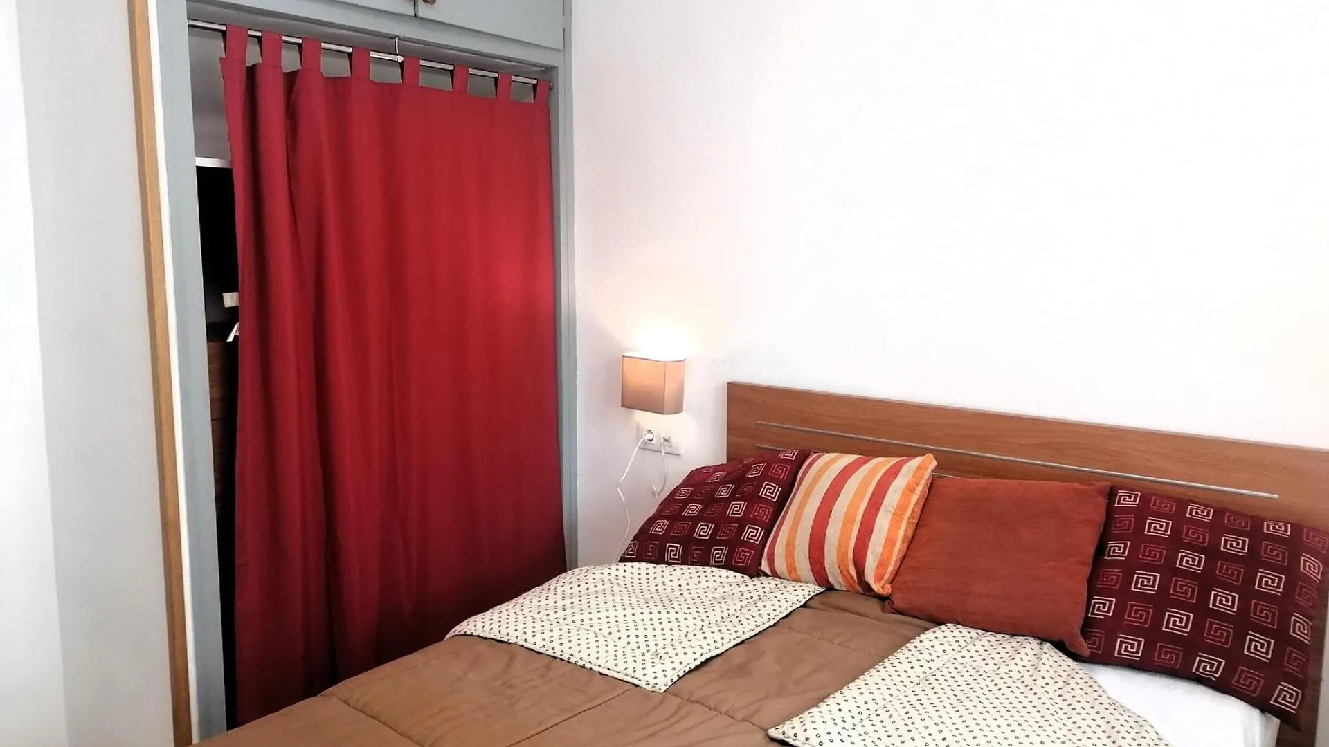 Apartamento En El Corazon De Santa Margarita, Cerca De La Playa, Con Terraza Y Parking. - Es-258-61 Roses 0*,